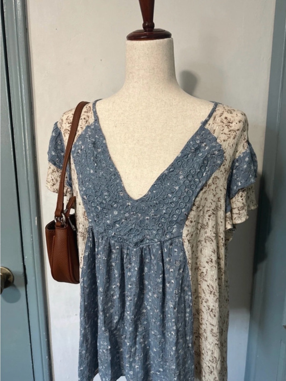 Blue Floral V-Neck Women's Top with Lace Yoke